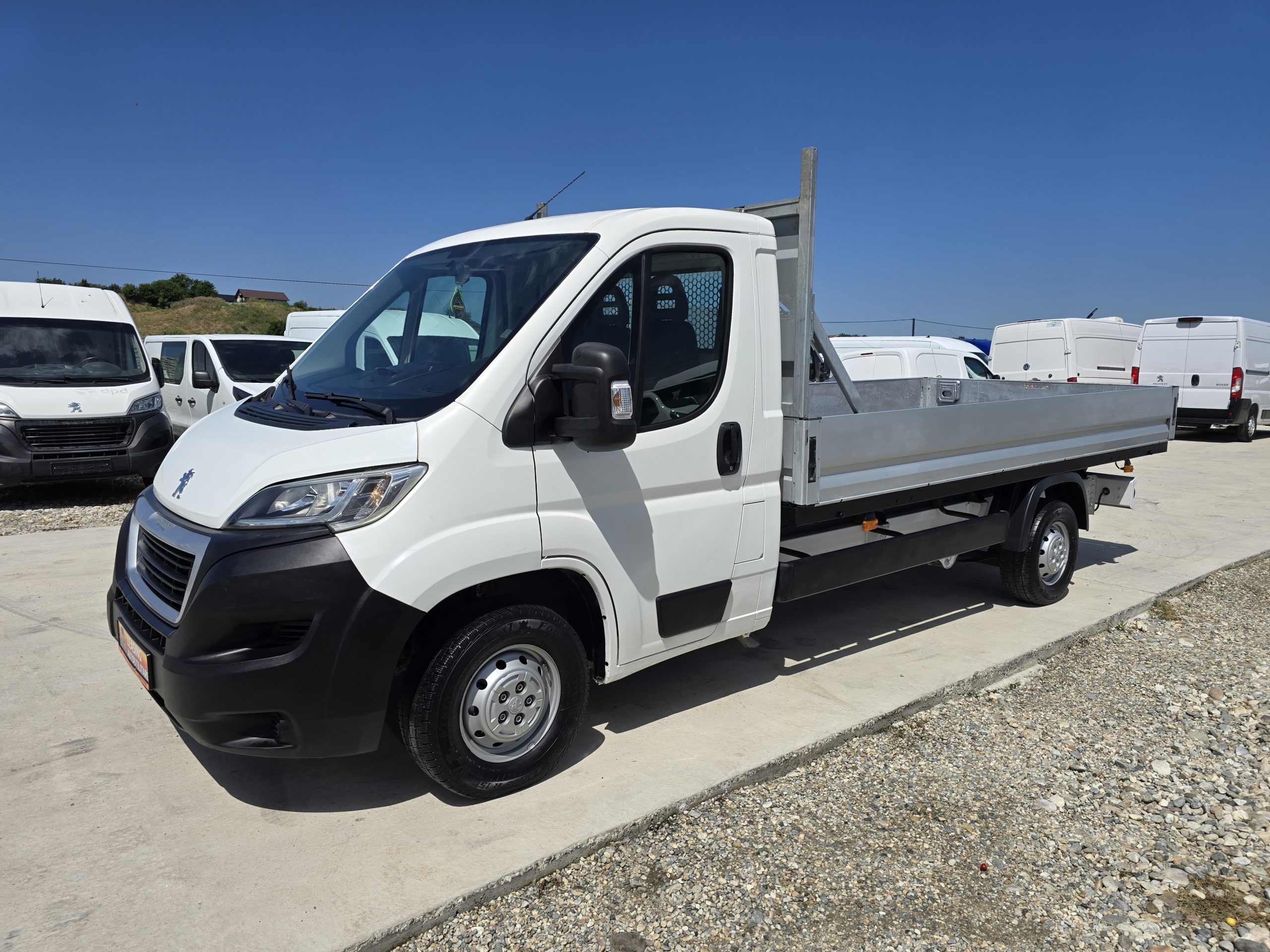 PEUGEOT BOXER BENA L=4.20m