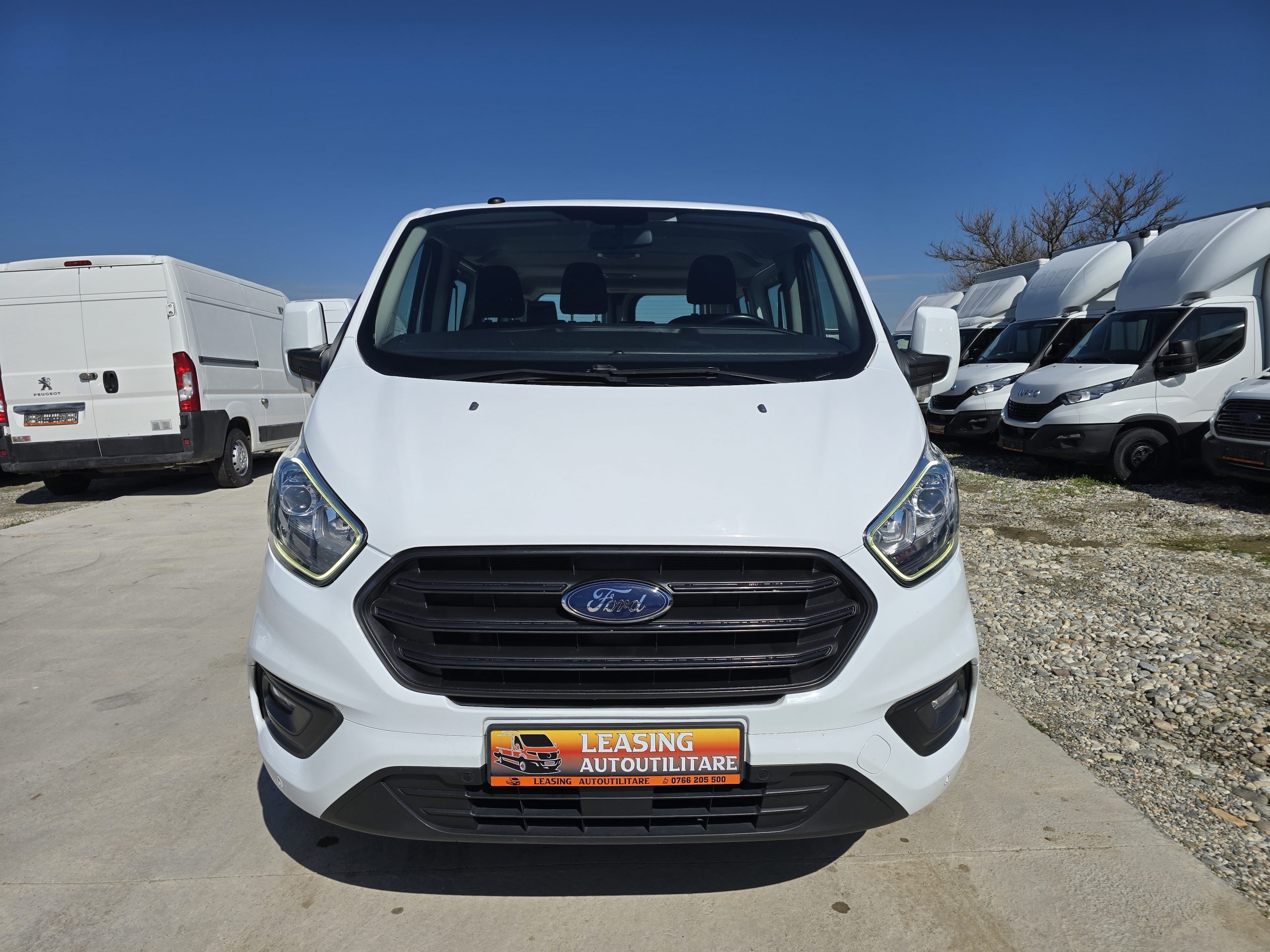 FORD NEW TRANSIT CUSTOM 9 LOCURI