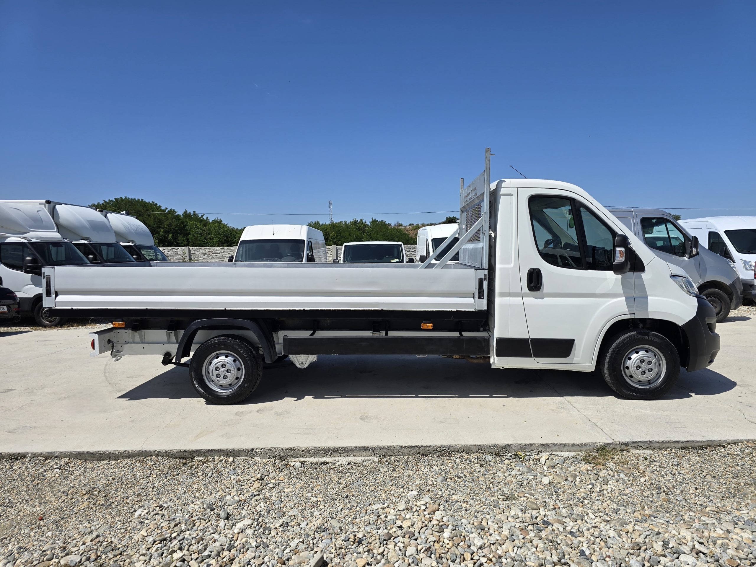 PEUGEOT BOXER BENA L=4.20m