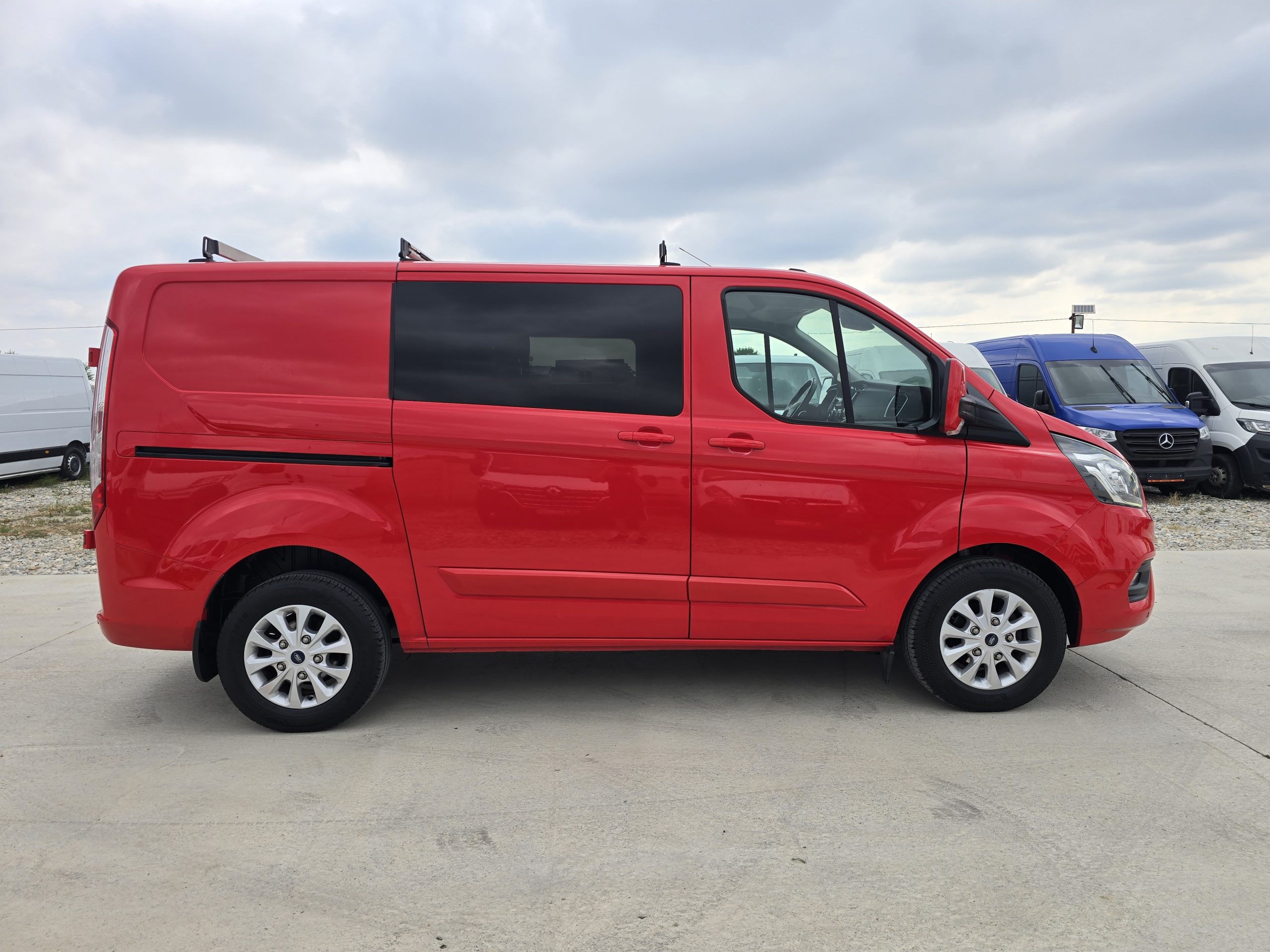 FORD CUSTOM DOKA MIXT 5 LOCURI+MARFA PREMIUM EDITION