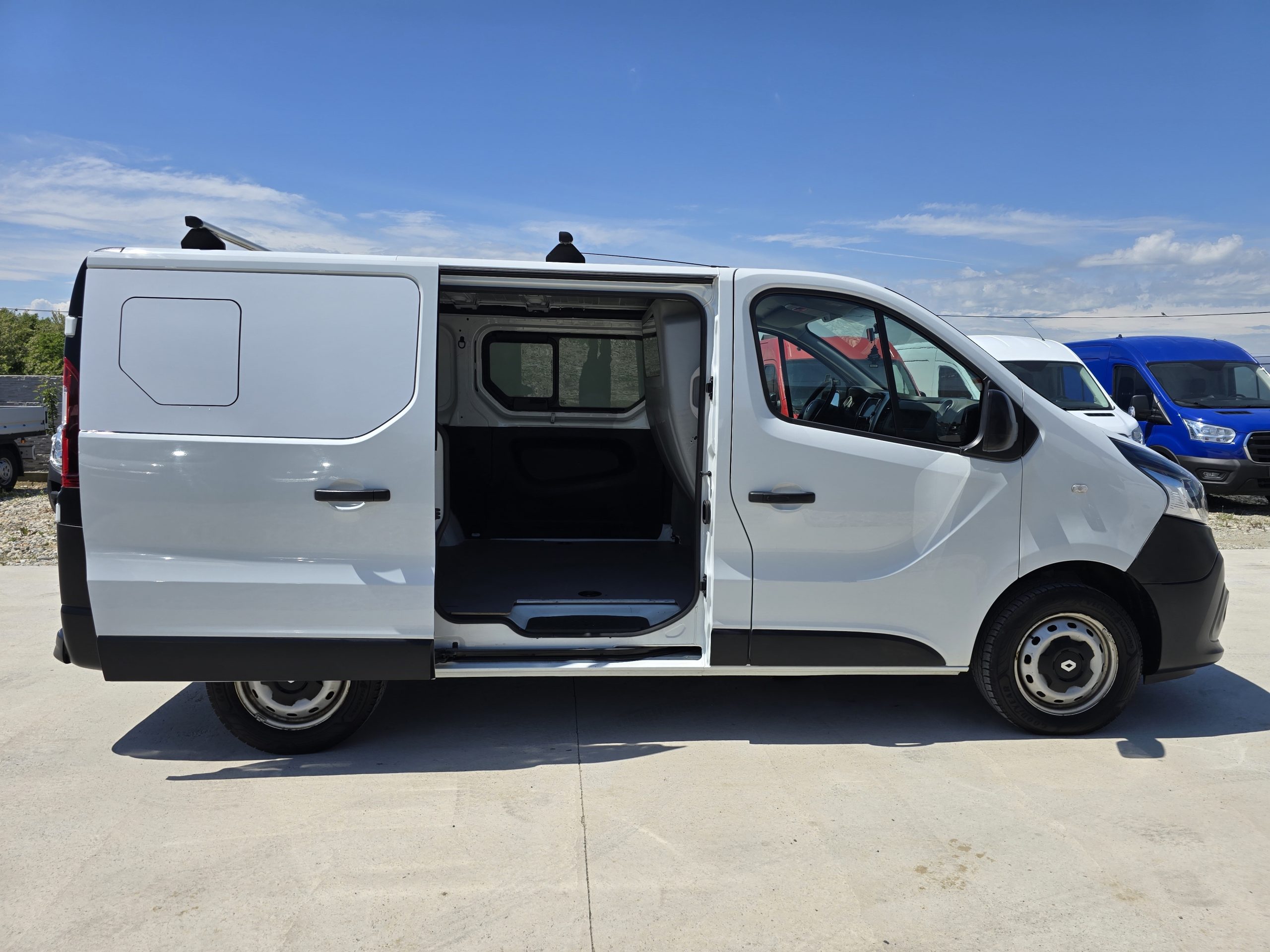 RENAULT TRAFIC L1H1