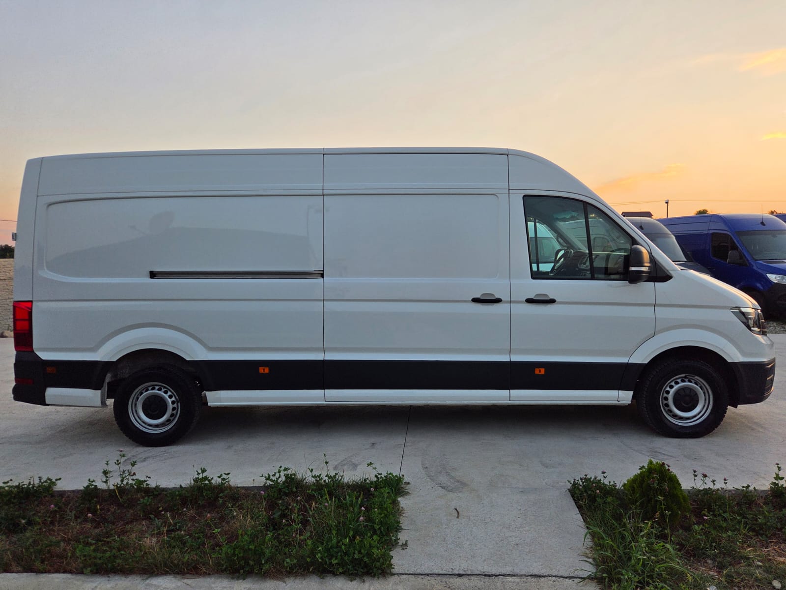 VOLKSWAGEN NEW CRAFTER L4H3