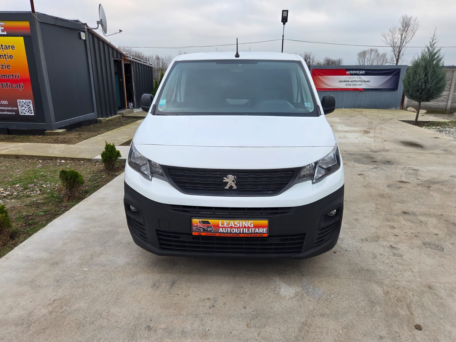 PEUGEOT NEW PARTNER