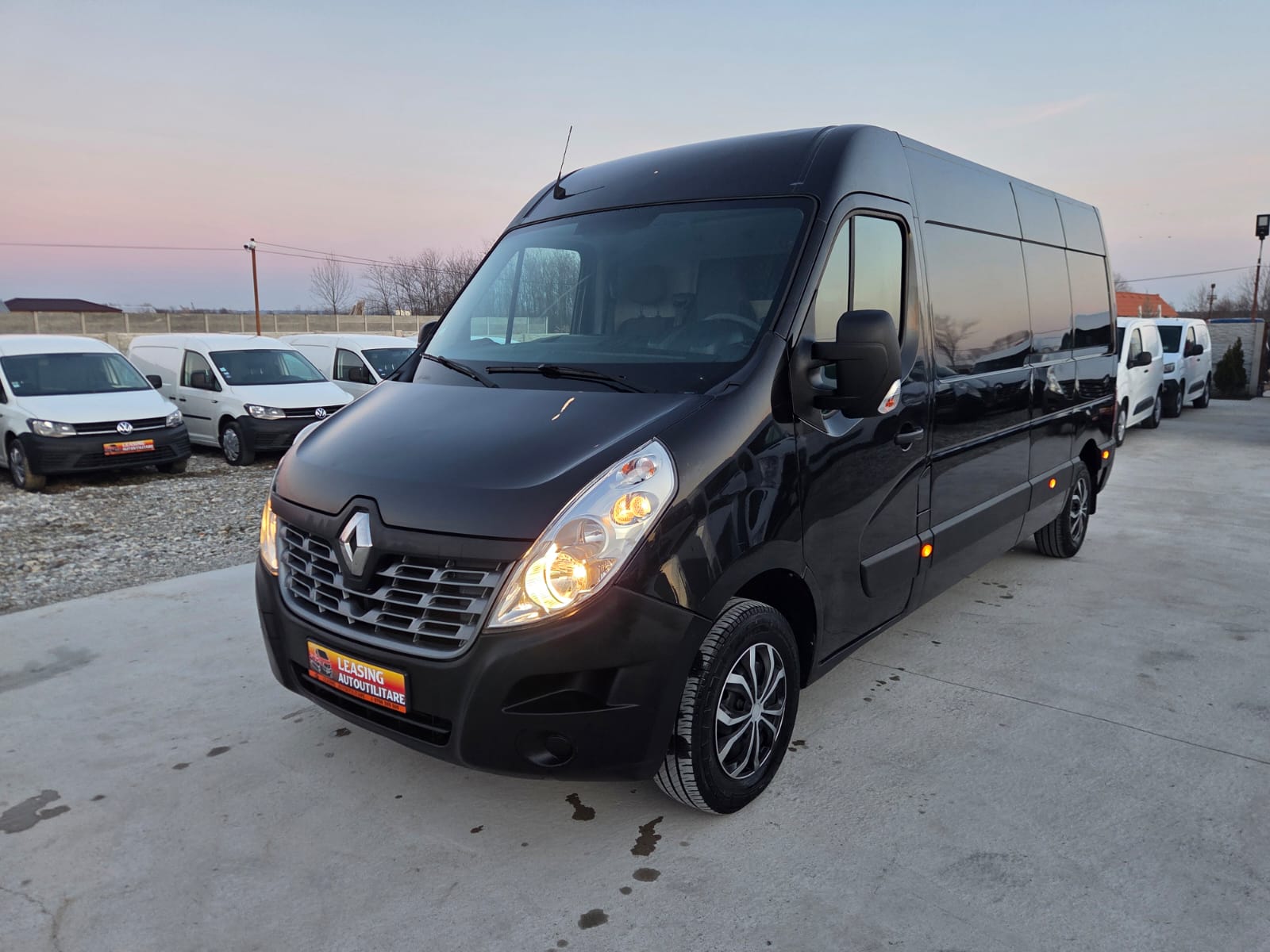 RENAULT MASTER L3H2 BLACK EDITION