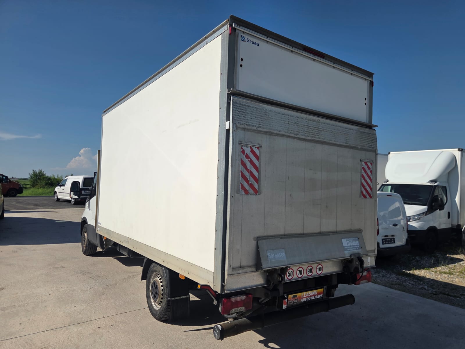 IVECO NEW DAILY CUB L=4.10M + LIFT HIDRAULIC
