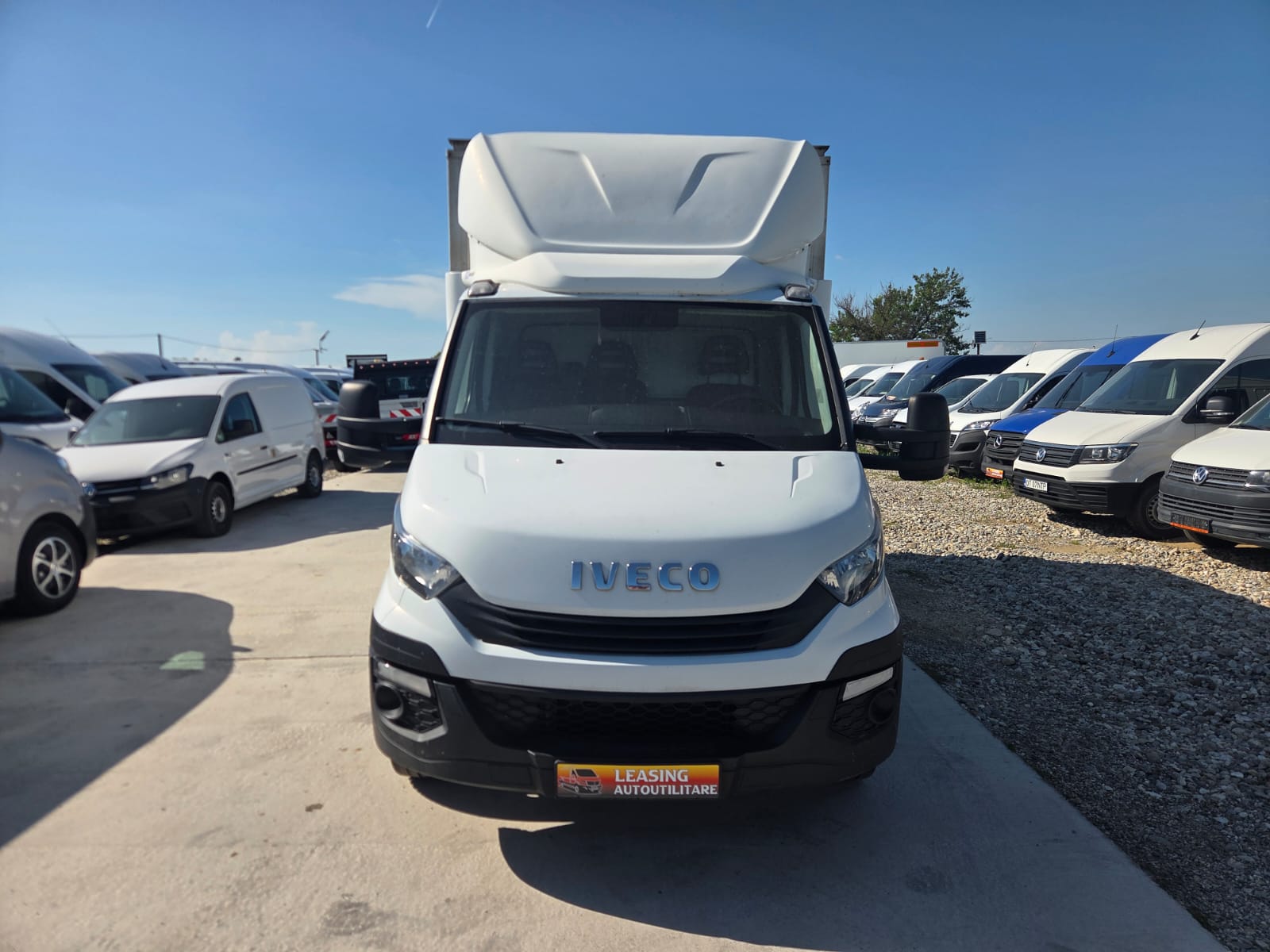 IVECO NEW DAILY CUB L=4.10M + LIFT HIDRAULIC