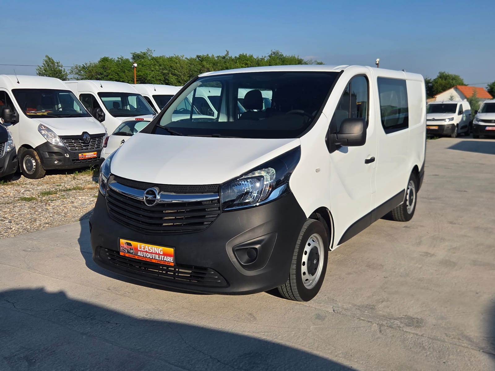 OPEL VIVARO DOKA 6 LOCURI+DUBA 7 UNITATI IN STOC