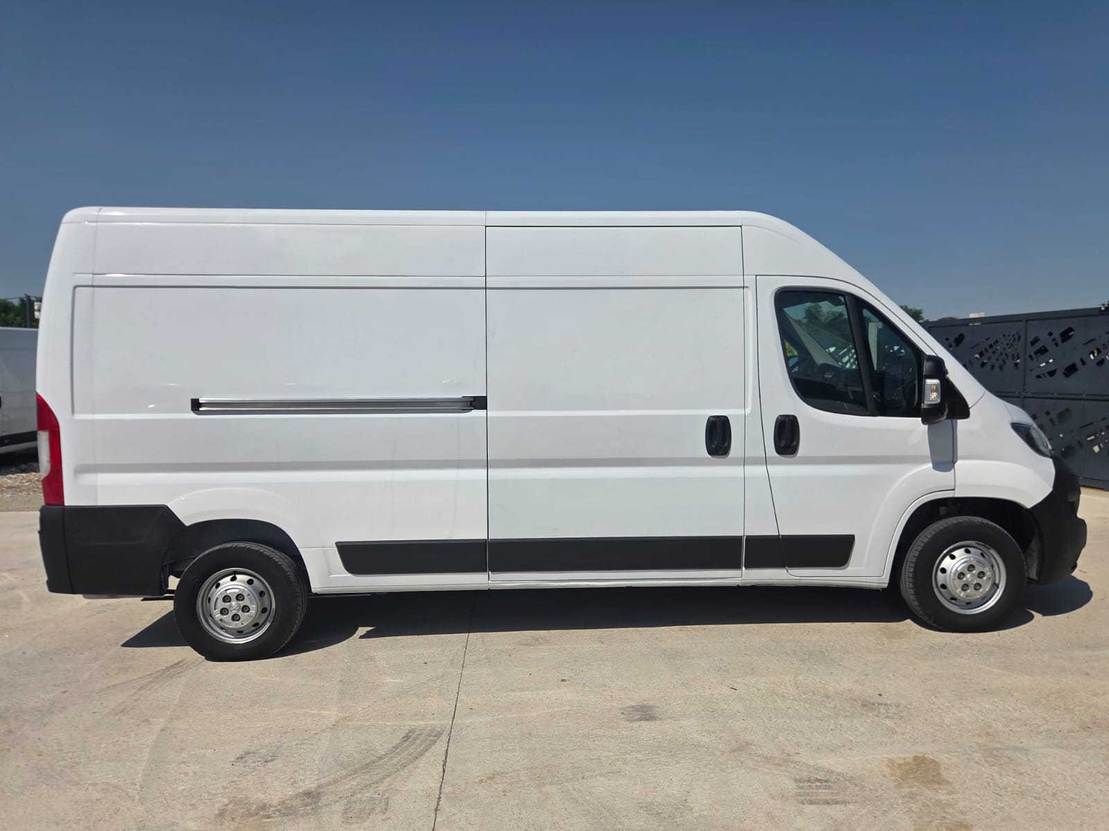 PEUGEOT NEW BOXER L3H2 PREMIUM EDITION