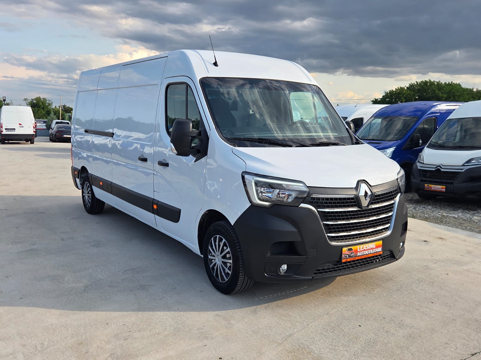 RENAULT NEW MASTER L3H2