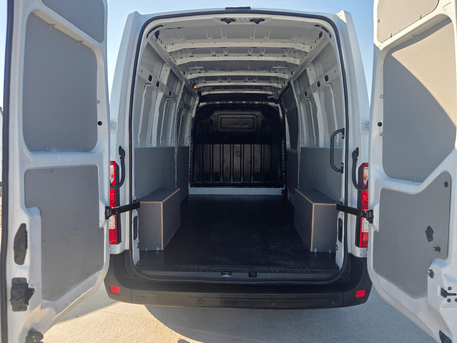 RENAULT NEW MASTER L3H2
