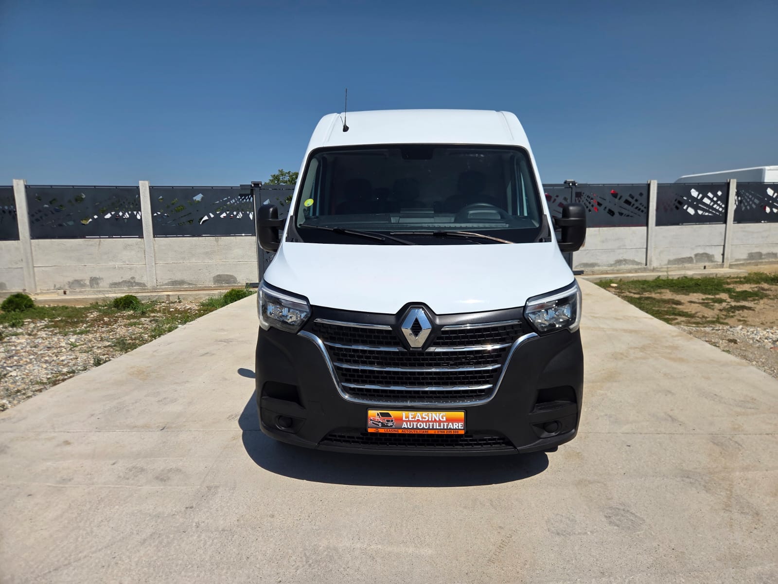 RENAULT NEW MASTER L3H2