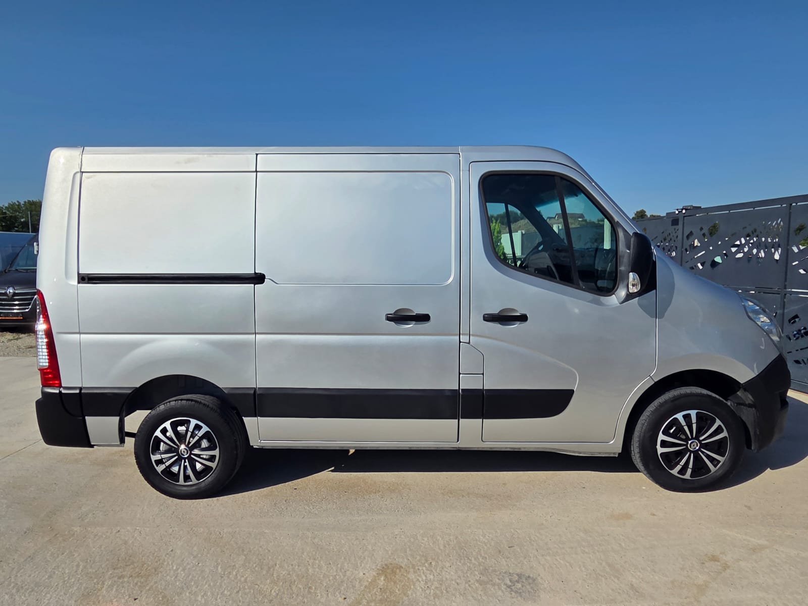 RENAULT MASTER L1H1