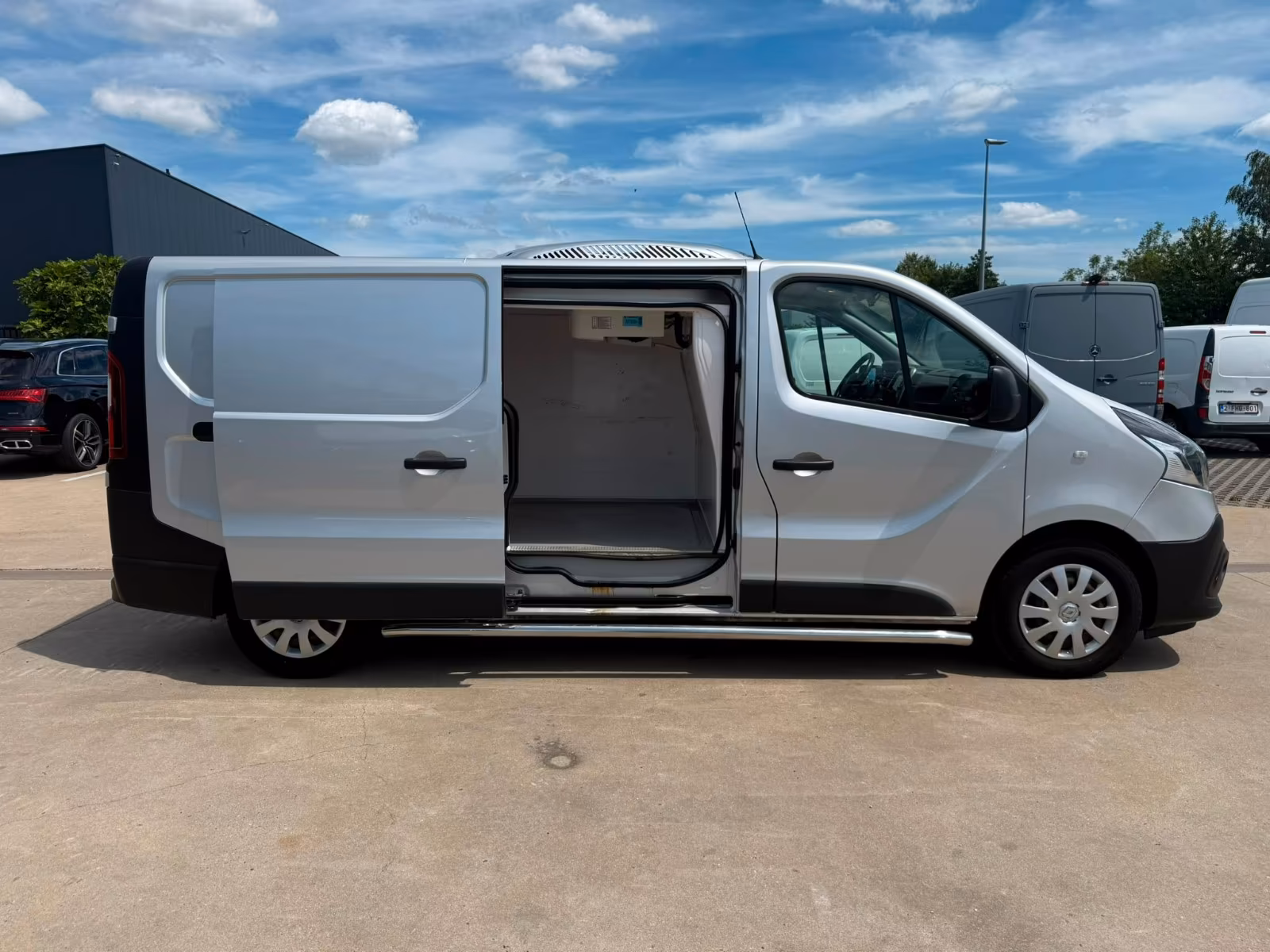 RENAULT TRAFIC L2H1 FRIGORIFIC REFRIGERARE CONGELARE 0'-20'